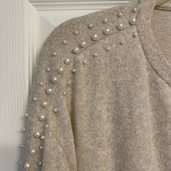 H&M Beige Sweater with Pearl Sleeves - Picture 8 of 13